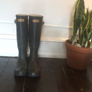 ☔️Hunter Rain Boots w Fleece Liner☔️ Navy